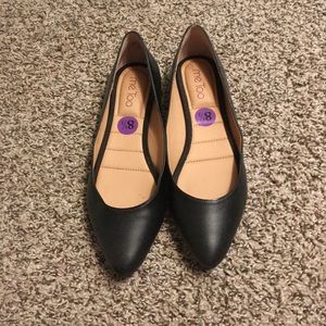 Black flats- very comfortable, barely worn!